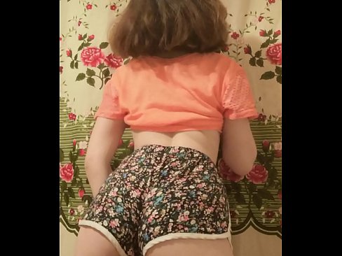 ❤️ Seksikäs nuori beibi riisuu shortsinsa kameran edessä ☑ Lutkat at porn fi.recetasketo.top